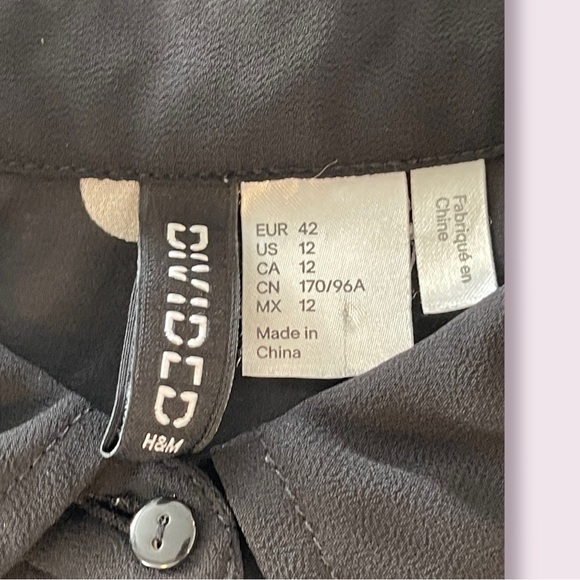 PRE LOVED DIVIDED TOP - Picture 4 of 10